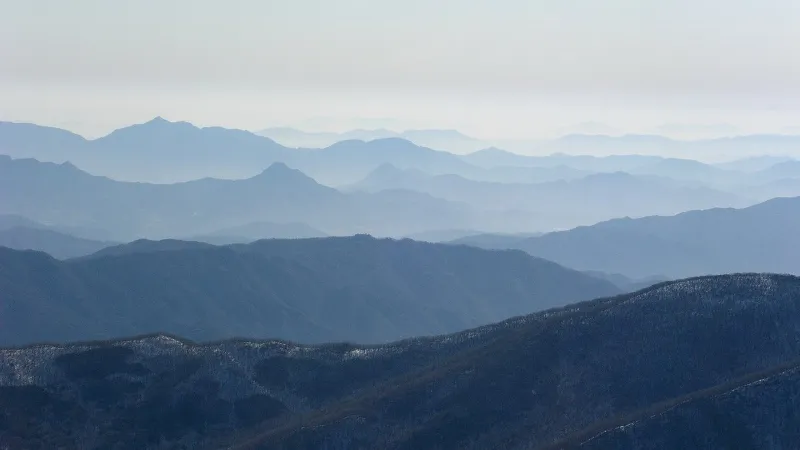 부드러운 능선의 긴 호흡 — 덕유산 육구종주