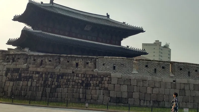한양도성길 3코스 흥인지문구간 표지 사진
